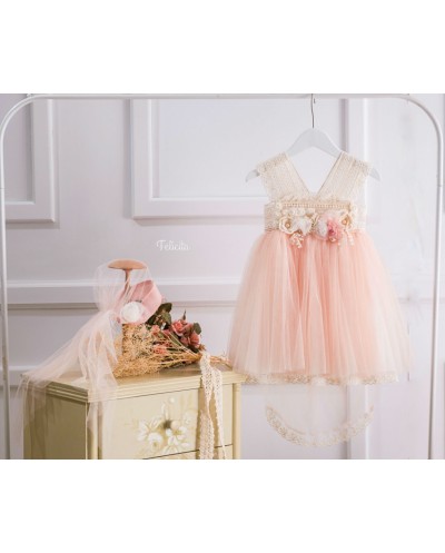 Felicita F1903.1051925 -...